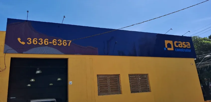 Projeto de comunicação visual produzido pela W.Art — Placas e Sinalização